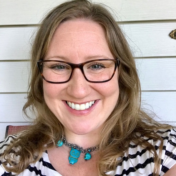 ••• Hello, I’m Tarah! ••• - Picture 1 of 1